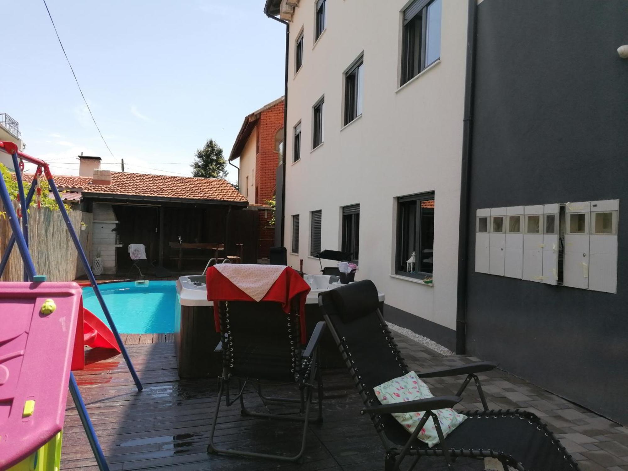 Apartmani U Kastelima Kaštela Zimmer foto